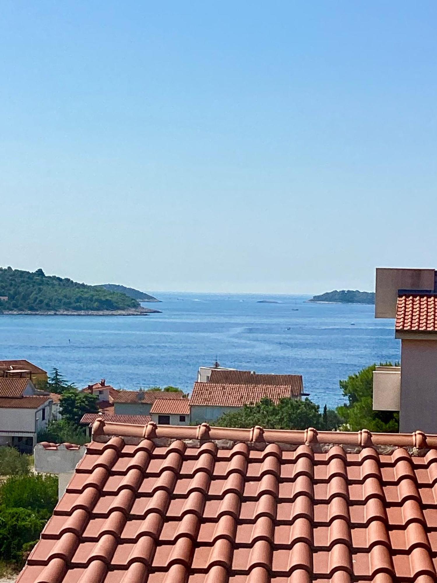 Apartmani Mate Rogoznica  Bagian luar foto