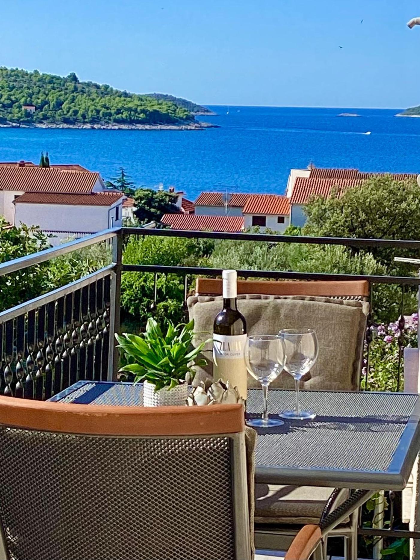 Apartmani Mate Rogoznica  Bagian luar foto