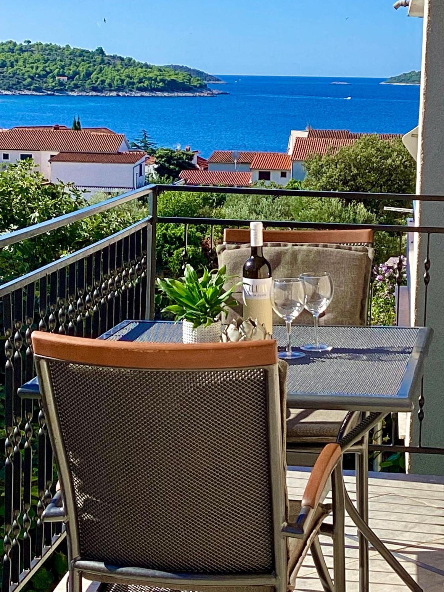 Apartmani Mate Rogoznica  Bagian luar foto