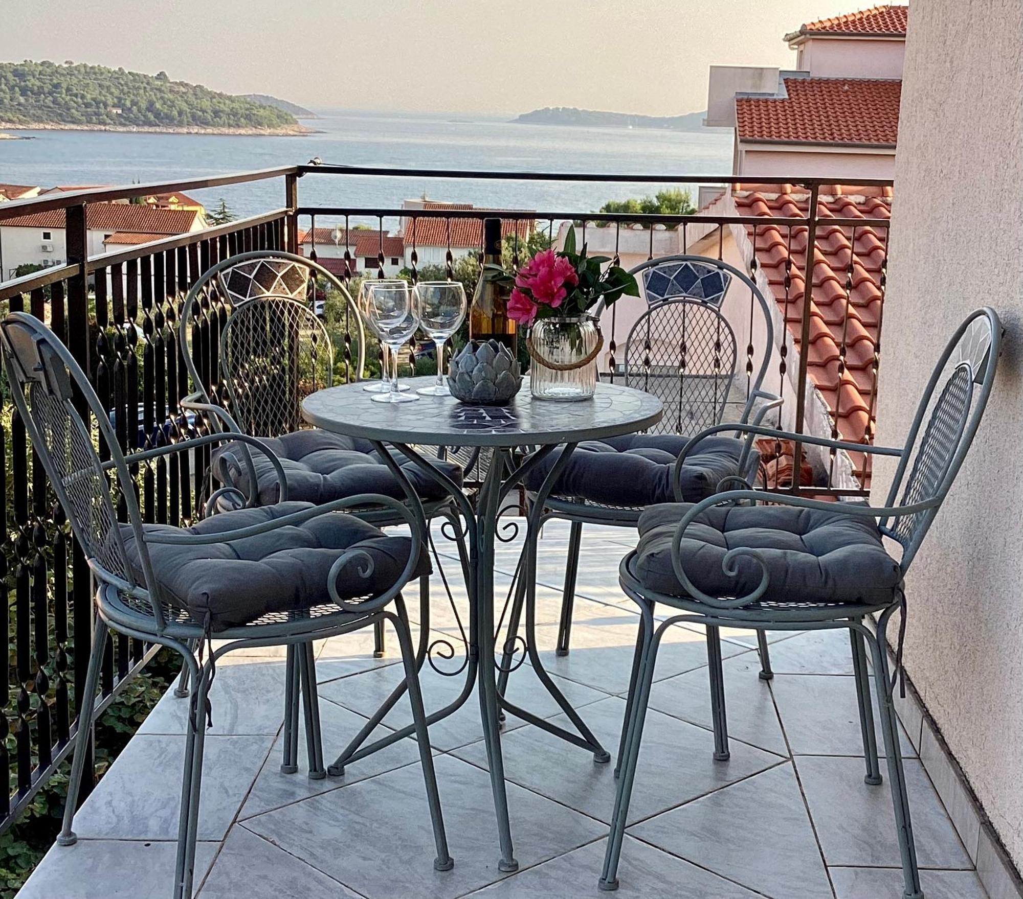 Apartmani Mate Rogoznica  Bagian luar foto